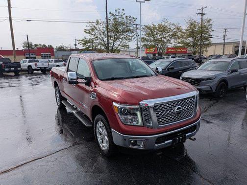 2016 Nissan Titan XD SL