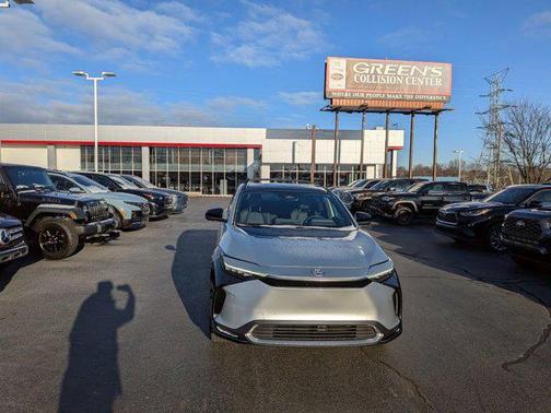 2025 Toyota bZ4X Limited