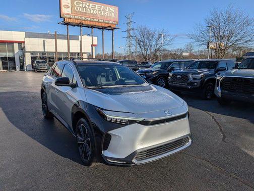 2025 Toyota bZ4X Limited