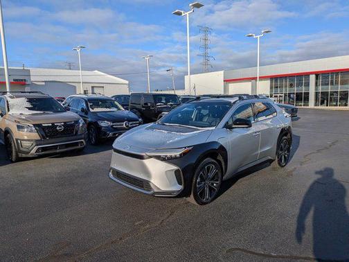 2025 Toyota bZ4X Limited