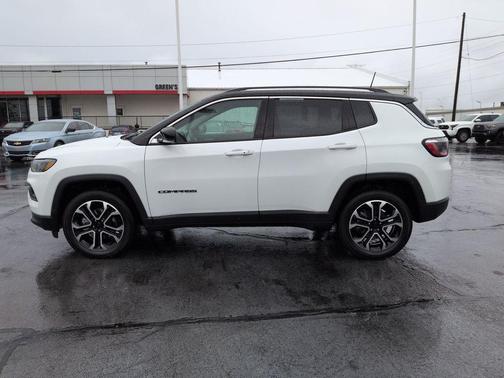 Bright White Clearcoat 2022 Jeep Compass Limited