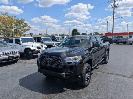 2022 Toyota Tacoma SR