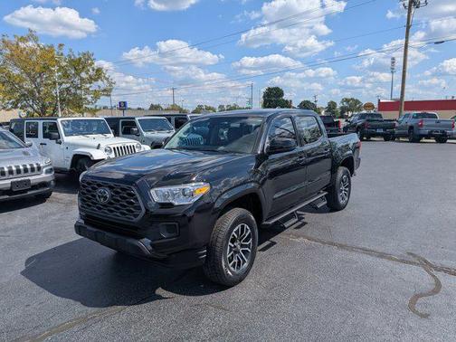 2022 Toyota Tacoma SR