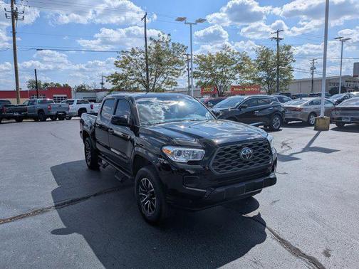 2022 Toyota Tacoma SR