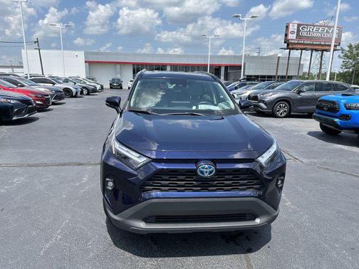 2022 Toyota RAV4 Hybrid XLE Premium