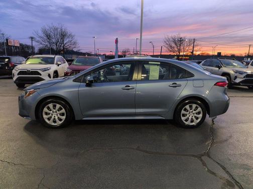 Celestite 2022 Toyota Corolla LE