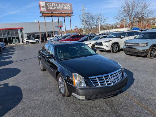 2008 Cadillac DTS Base