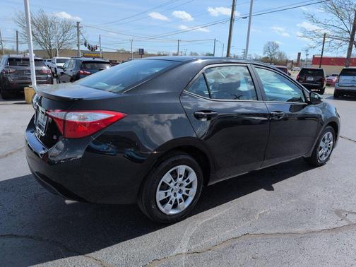 Black Sand Pearl 2016 Toyota Corolla S