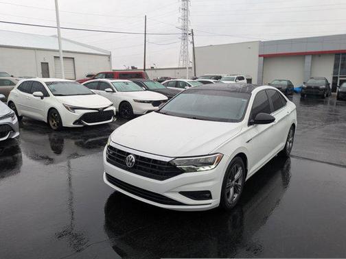 2021 Volkswagen Jetta 1.4T R-Line