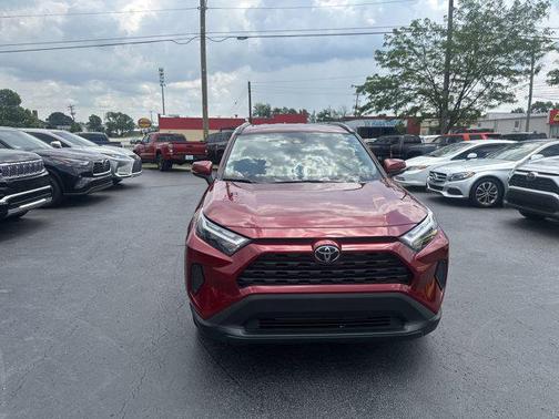 2023 Toyota RAV4 XLE