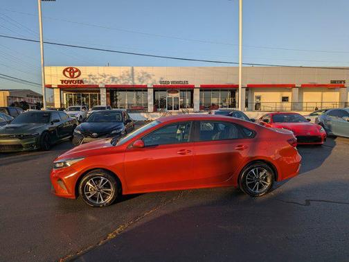 2023 Kia Forte LXS