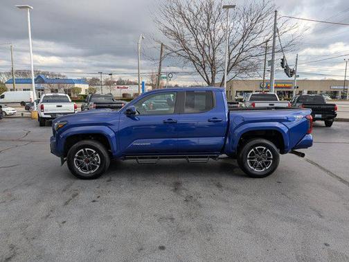 2025 Toyota Tacoma TRD Sport