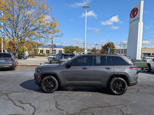 2025 Jeep Grand Cherokee Altitude