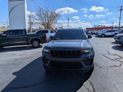 2025 Jeep Grand Cherokee Altitude