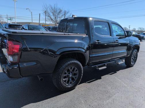 2023 Toyota Tacoma SR