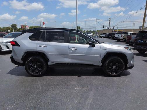 Silver Sky Metallic w/Midnight Black Roof 2020 Toyota RAV4 Hybrid SE