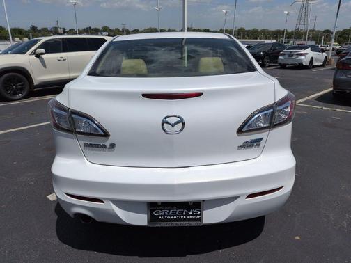Crystal White Pearl Mica 2012 Mazda Mazda3 s Grand Touring