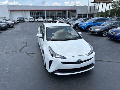 2021 Toyota Prius L