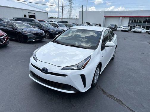 2021 Toyota Prius L