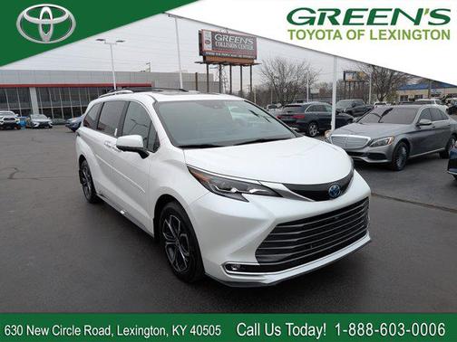 2025 Toyota Sienna Platinum