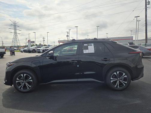 2025 Toyota bZ4X XLE