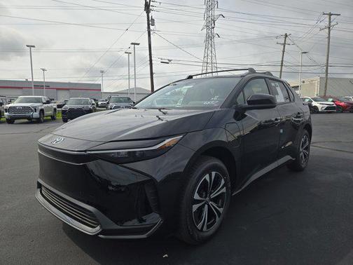 2025 Toyota bZ4X XLE