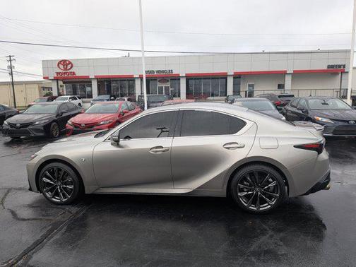 2022 Lexus IS 350 Base