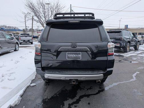2023 Toyota 4Runner TRD Off Road