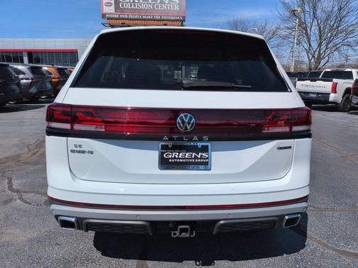 2024 Volkswagen Atlas 2.0T SE w/Technology 4MOTION