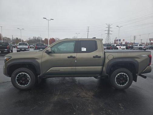 2025 Toyota Tacoma TRD Off Road