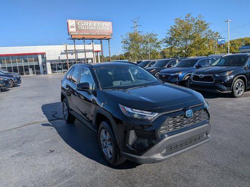 2024 Toyota RAV4 Hybrid XLE