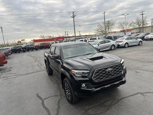 2023 Toyota Tacoma TRD Sport