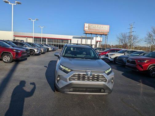 2022 Toyota RAV4 Hybrid Limited