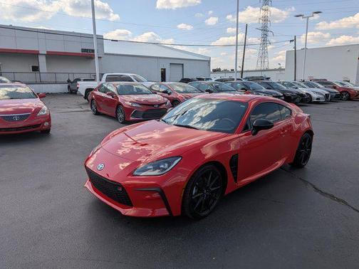 2024 Toyota GR86 Premium