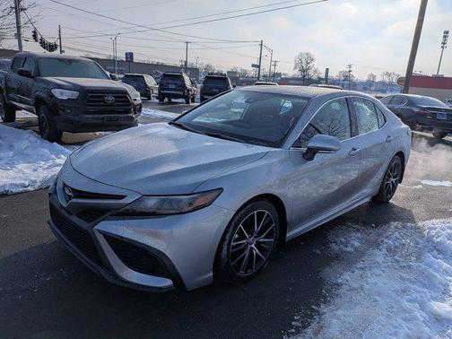 2023 Toyota Camry SE