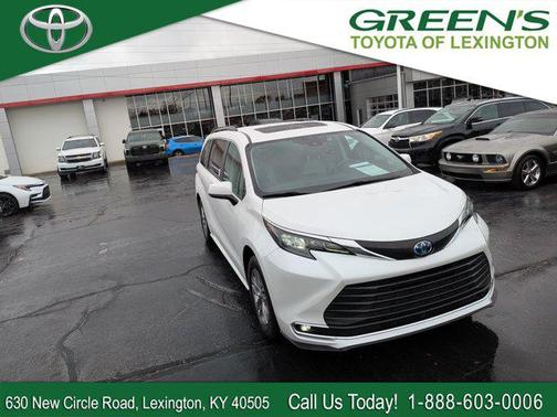 2024 Toyota Sienna XLE