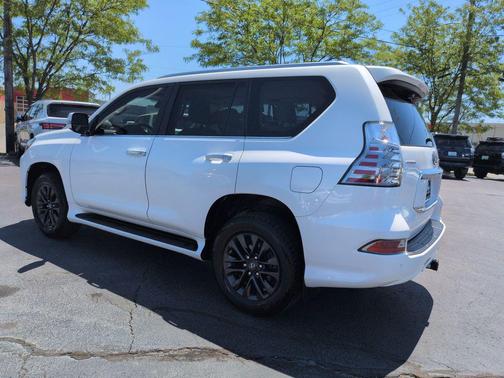 Starfire Pearl 2020 Lexus GX 460 Premium