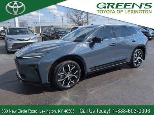 2025 Toyota Crown Signia XLE