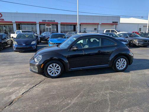 2019 Volkswagen Beetle 2.0T S