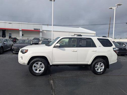2022 Toyota 4Runner SR5 Premium