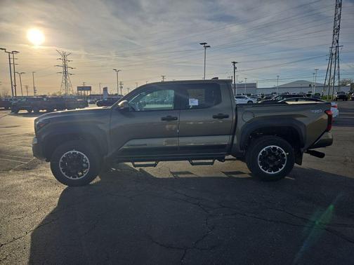Bronze 2026 Toyota Tacoma TRD Off-Road