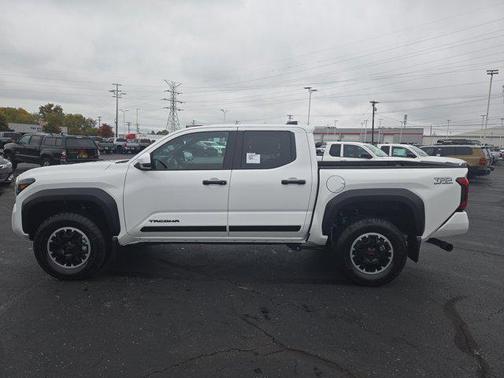 2025 Toyota Tacoma TRD Off Road