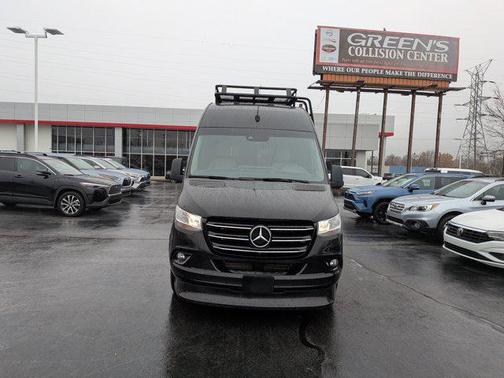 2022 Mercedes-Benz Sprinter 2500 Standard Roof