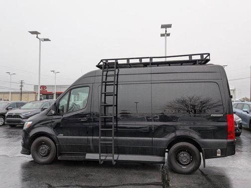 2022 Mercedes-Benz Sprinter 2500 Standard Roof