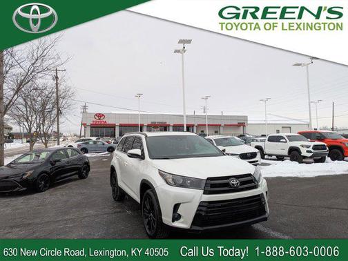 2019 Toyota Highlander SE