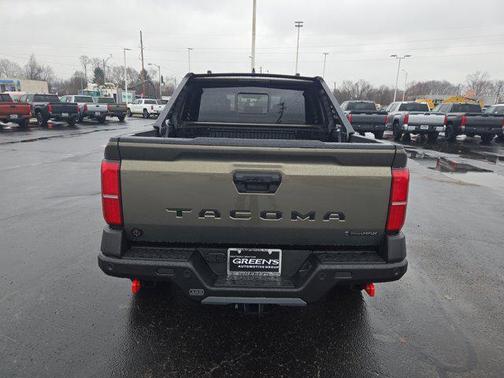 2025 Toyota Tacoma Hybrid Trailhunter Hybrid