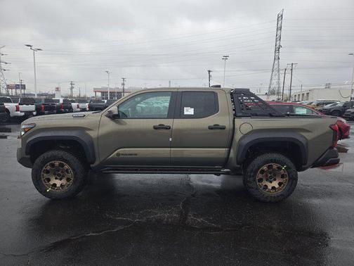 2025 Toyota Tacoma Hybrid Trailhunter Hybrid