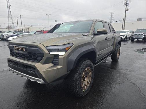 2025 Toyota Tacoma Hybrid Trailhunter Hybrid