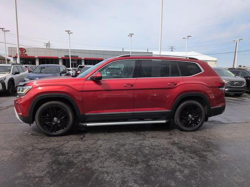 Aurora Red Metallic 2021 Volkswagen Atlas 3.6L SEL Premium