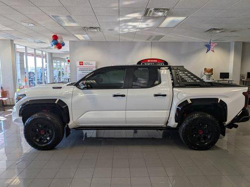 Ice Cap w/Black Roof 2025 Toyota Tacoma Hybrid TRD Pro